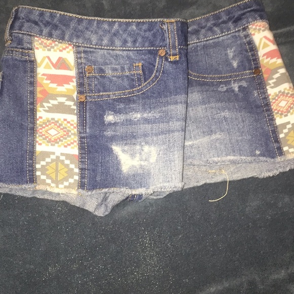 O'Neill Pants - Tribal jean shorts O'Neill Pants - Tribal jean shorts